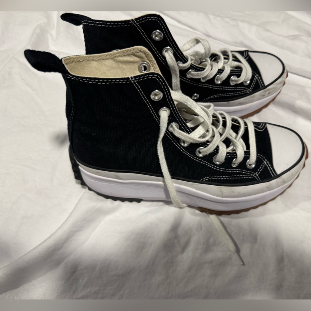 Converse Run Hike Platform